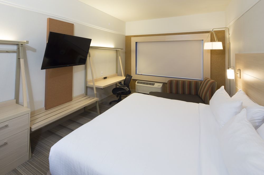 Holiday Inn Express & Suites La Porte By Ihg Экстерьер фото
