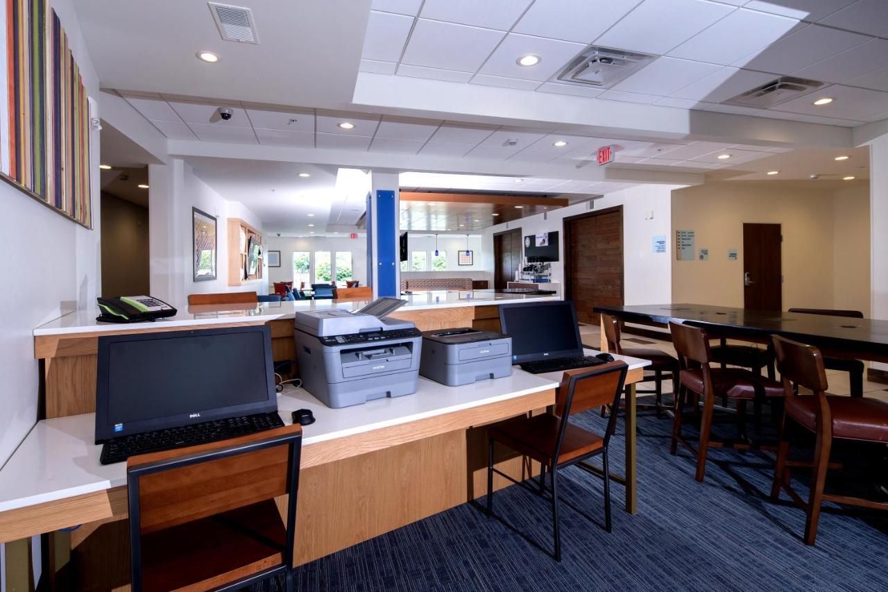 Holiday Inn Express & Suites La Porte By Ihg Экстерьер фото